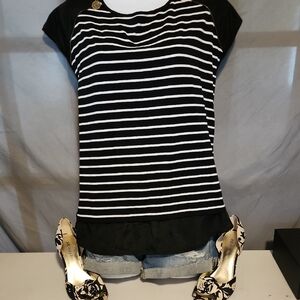 Anne Klein Black and White Boxy Cap Sleeve T-Shirt